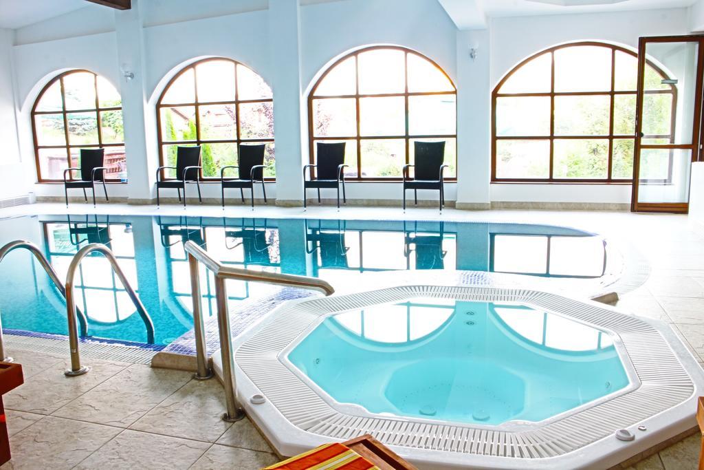 Hotel Esprit Brasov Ngoại thất bức ảnh