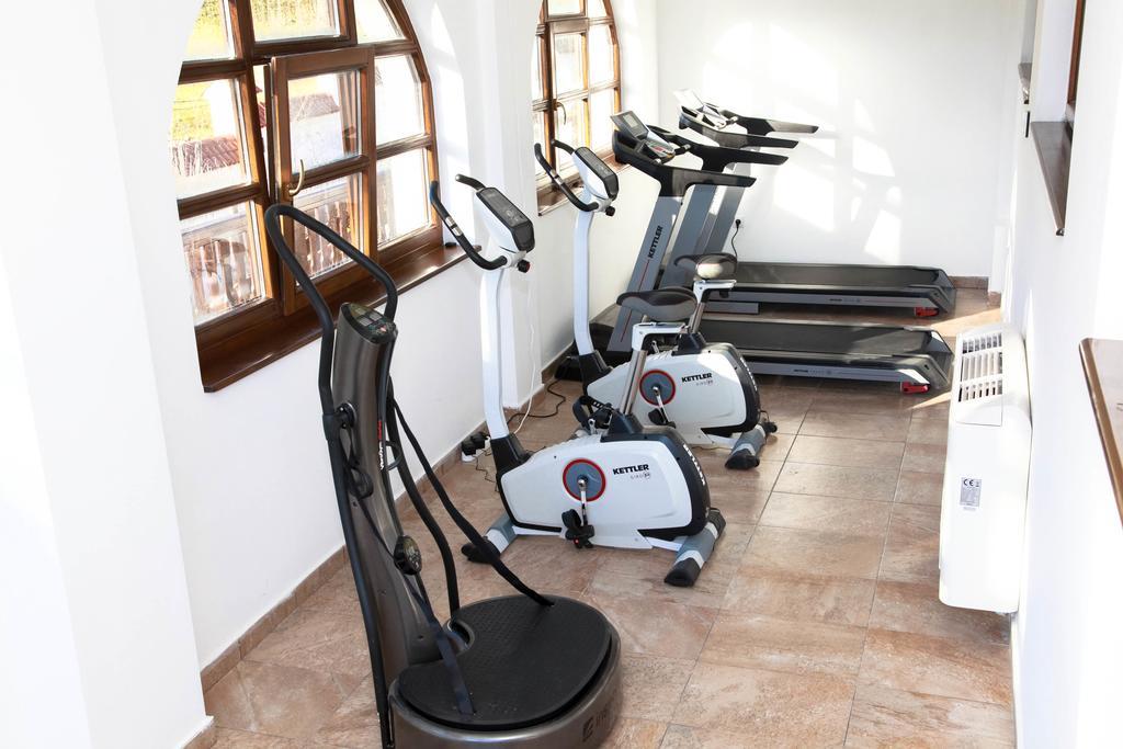 Hotel Esprit Brasov Ngoại thất bức ảnh