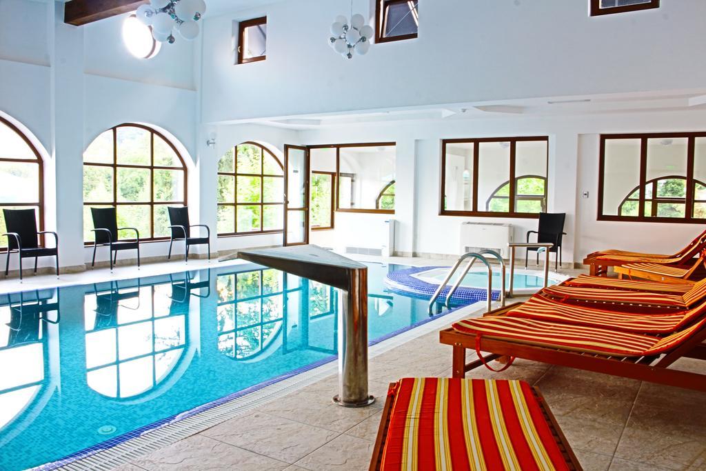 Hotel Esprit Brasov Ngoại thất bức ảnh